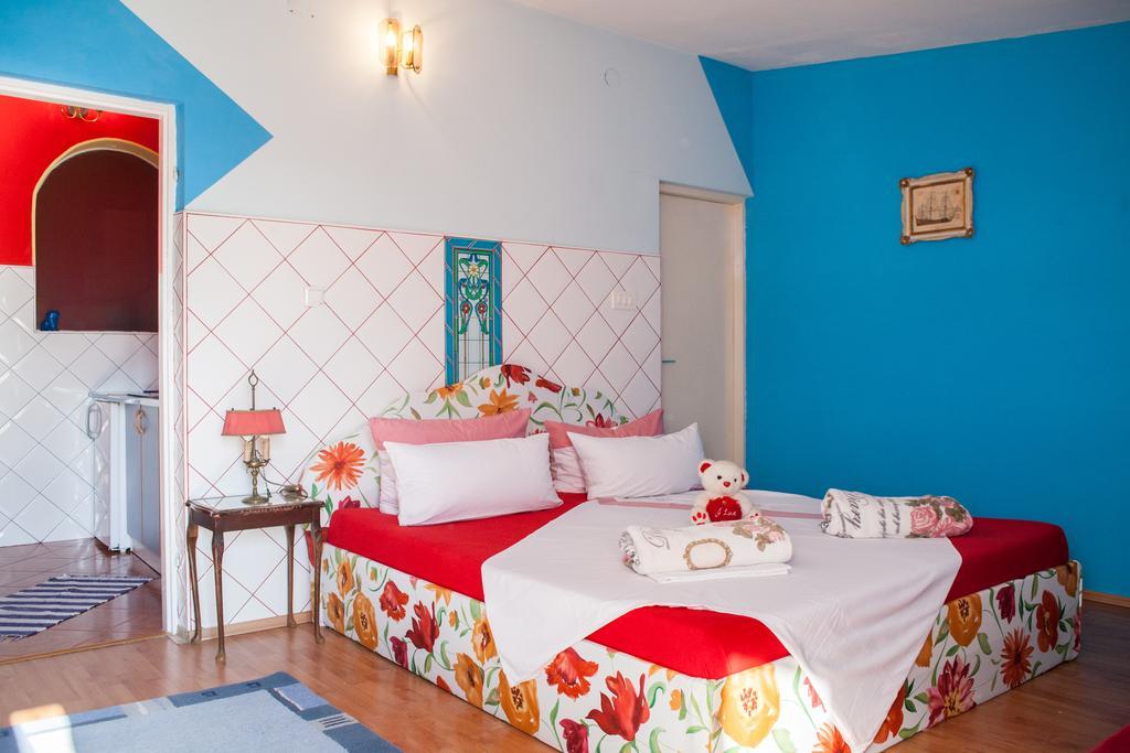 Apartments Nanut Σίμπενικ Εξωτερικό φωτογραφία
