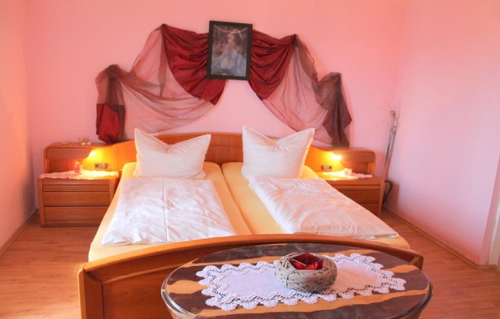 Apartments Nanut Σίμπενικ Δωμάτιο φωτογραφία